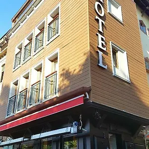 2* Hotel Old Port
