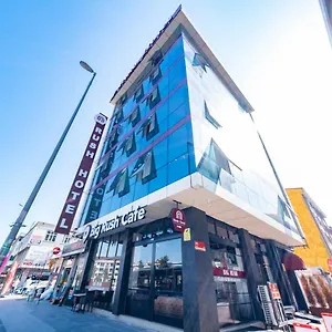 3* Hotel Rush
